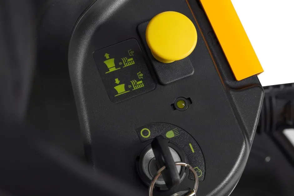 Садовый трактор Stiga Estate 384 M