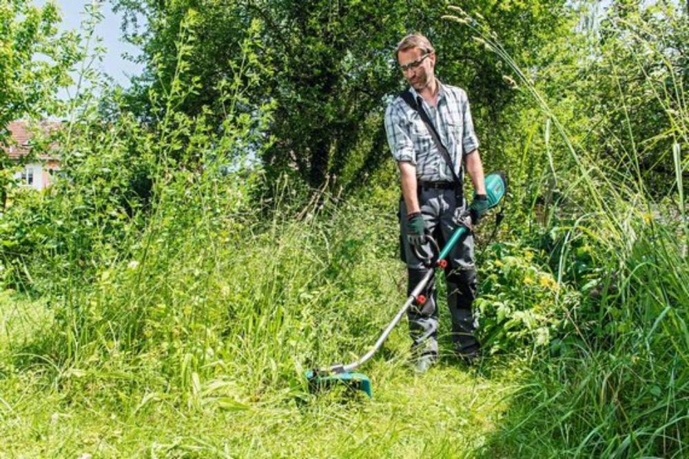 Электрический триммер Bosch AMW 10 RT