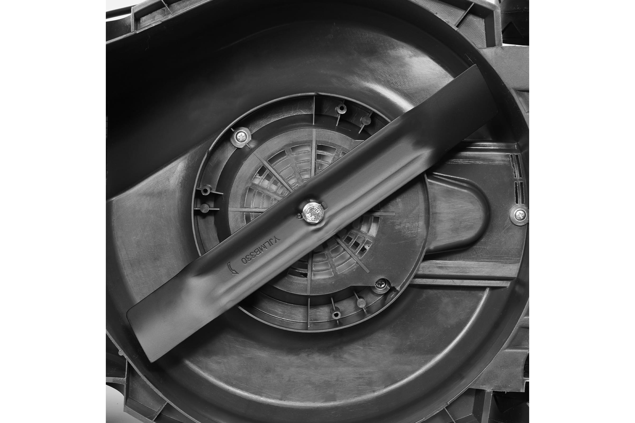 Газонокосилка электрическая DeWORKS LE 1300