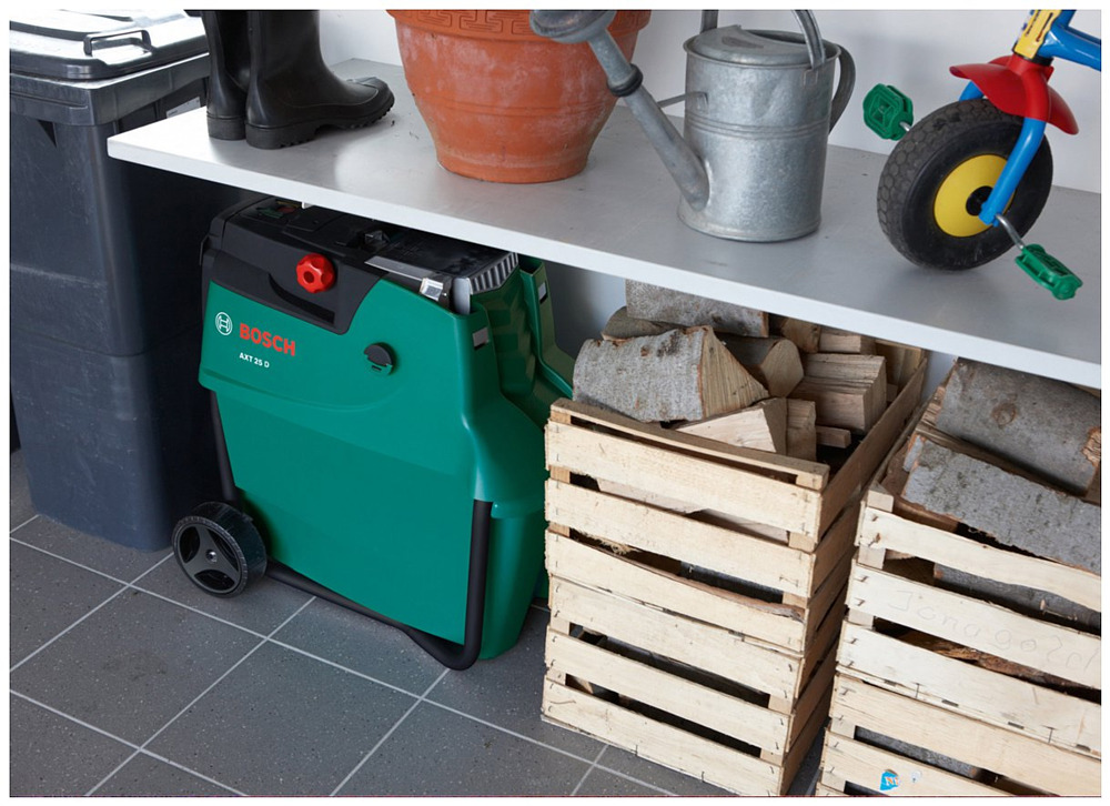 Садовый измельчитель Bosch AXT 25 D