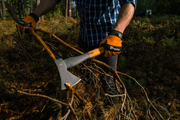 Топор универсальный 0,8 кг BRADAS Fiberglass KT-SF1080